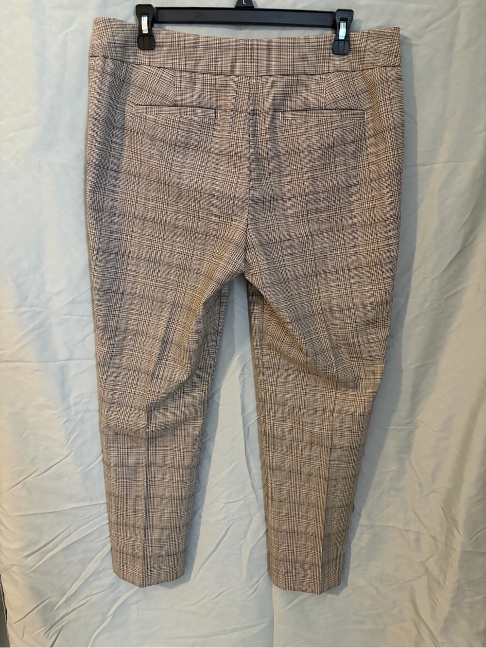 Ann Taylor Factory Women’s Plaid Crop Dress Pants in Taupe and Beige